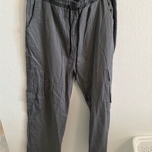 BEAST FASHION Men's Charcoal Cargo Pants